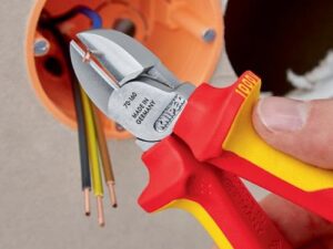 Seitenschneider L.160mm m.Öse VDE Mehrkomp.-Hüllen KNIPEX