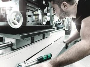 Steckschlüsseleinsatz 8740 C HF 1/2 Zoll SW 8mm L.60mm WERA