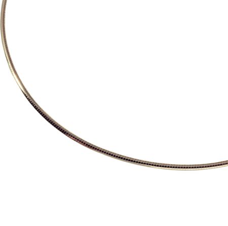 Halsreif Omega 1,5mm - 50cm - 750 Weißgold mit Schraubverschluss – Bild 4